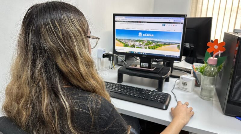 Gaspar abre vagas para estágio em Pedagogia e Engenharia Civil