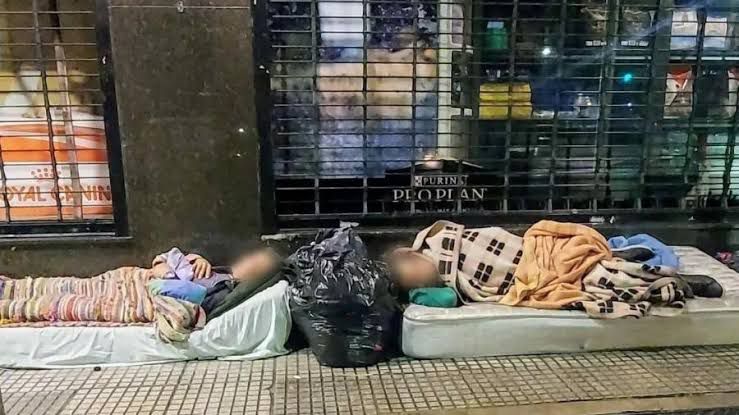 Frio extremo deixa ao menos 15 mortos em países vizinhos