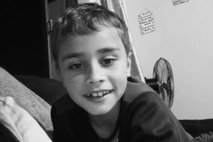 Identificado menino que morreu em ataque à escola no RS