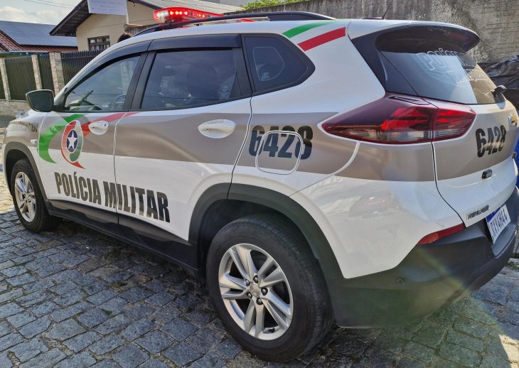 Mulher com documento falso é presa ao tentar aplicar golpe financeiro