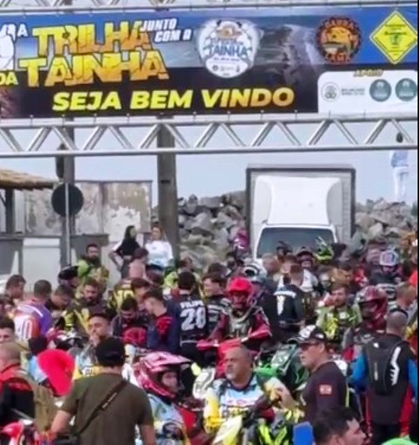Vídeo: 1ª Trilha da Tainha reúne trilheiros de todo o Brasil em SC
