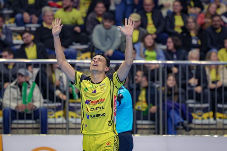 Jaraguá Futsal vence o Minas e chega a quinta vitória seguida na Liga Nacional