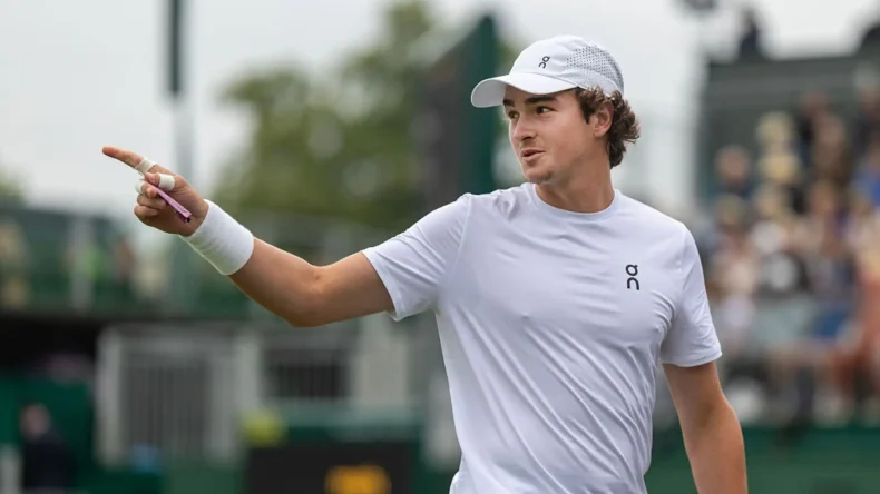 João Fonseca perde e está fora do tradicional torneio de Wimbledon