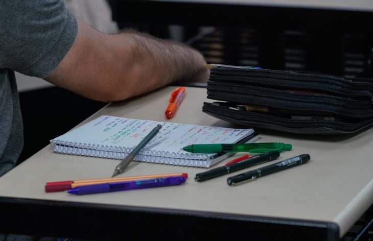Beneficiados no Universidade Gratuita recebem notificações por inconsistências
