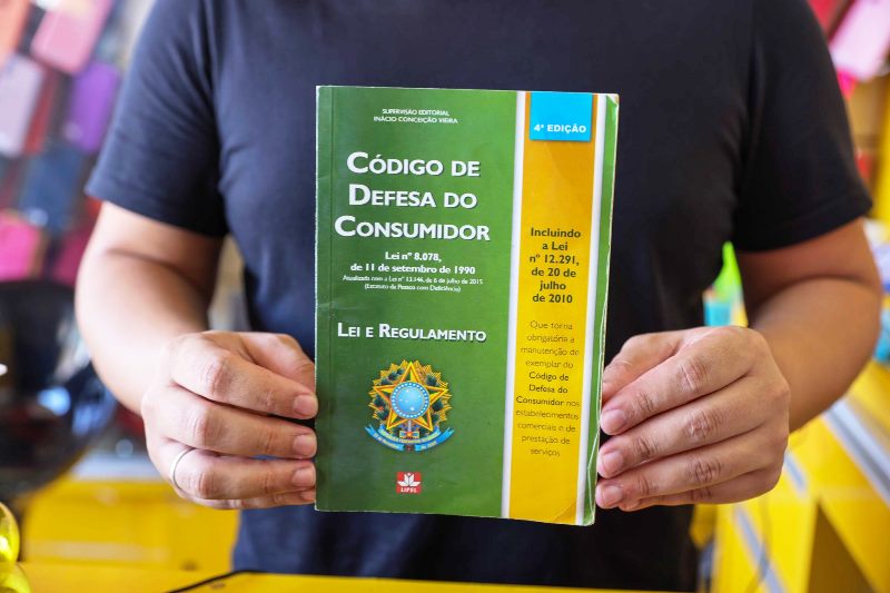Quebrou, pagou? Entenda os direitos do consumidor com acidentes em lojas
