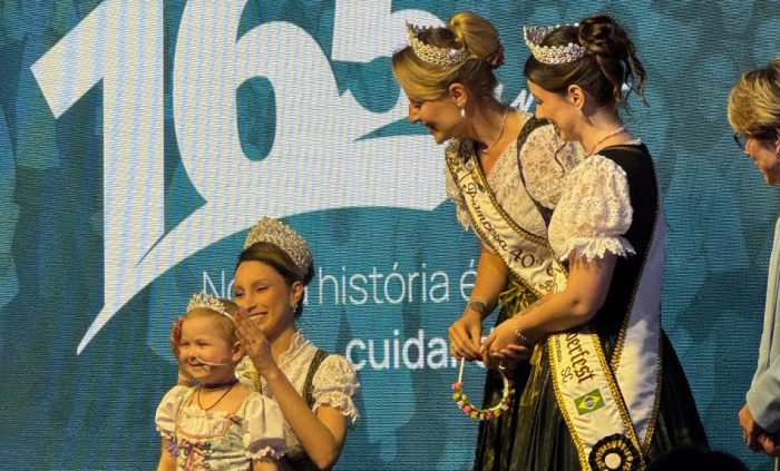 Pacientes da oncologia de hospital poderão receber doações de foliões da Oktoberfest