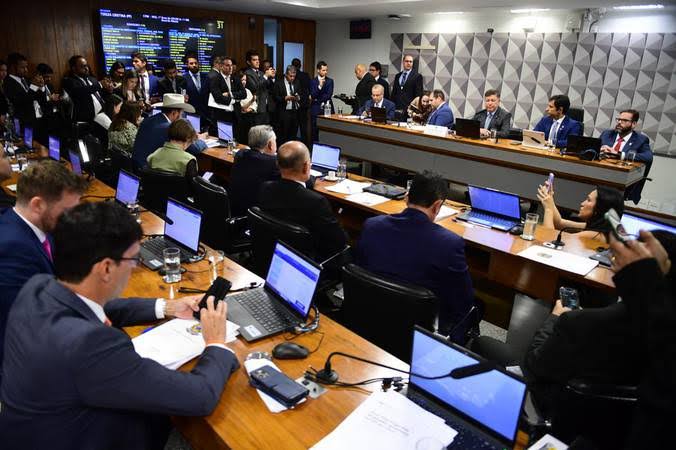 STF prevê onda de processos com início da CPMI do INSS
