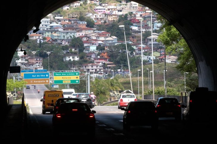 Túnel Antonieta de Barros terá interdição parcial a partir desta terça-feira