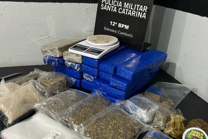 Jovem é preso com 17 quilos de drogas em Camboriú