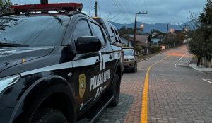 Vídeo: Polícia desarticula grupo criminoso e prende três por tráfico de drogas