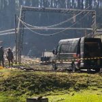 Explosão em fábrica: nove pessoas continuam desaparecidas nos escombros