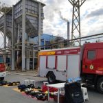 Setor da indústria JBS em Santa Catarina pega fogo e mobiliza os bombeiros