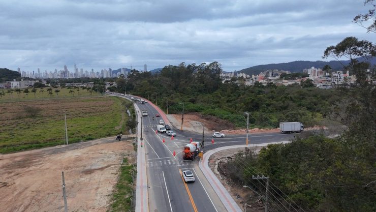 Acesso de Camboriú ganha obra de requalificação
