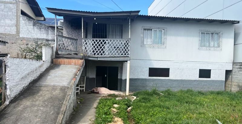 Homem é morto após briga com vizinho em SC e suspeito é preso em São Paulo