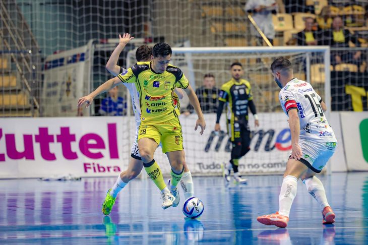 Jaraguá Futsal chega a sétima vitória no campeonato catarinense