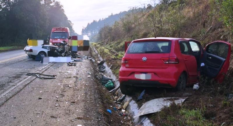 Acidente na BR-470 deixa dois mortos na manhã deste sábado