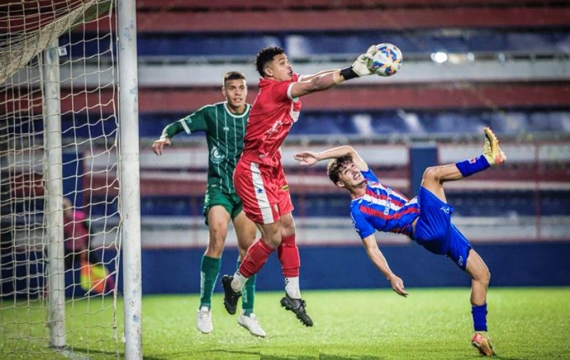 Carlos Renaux volta à elite do catarinense após 42 anos