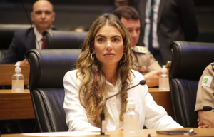 Deputada é alvo de pedido de cassação após falar em “teste do sofá”