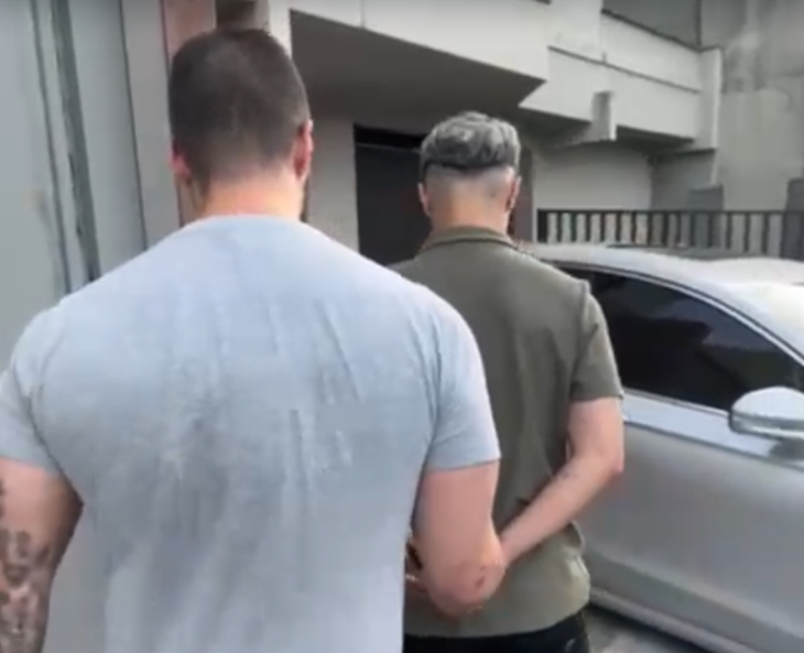 Vídeo: homem investigado por extorsão e associação criminosa é preso