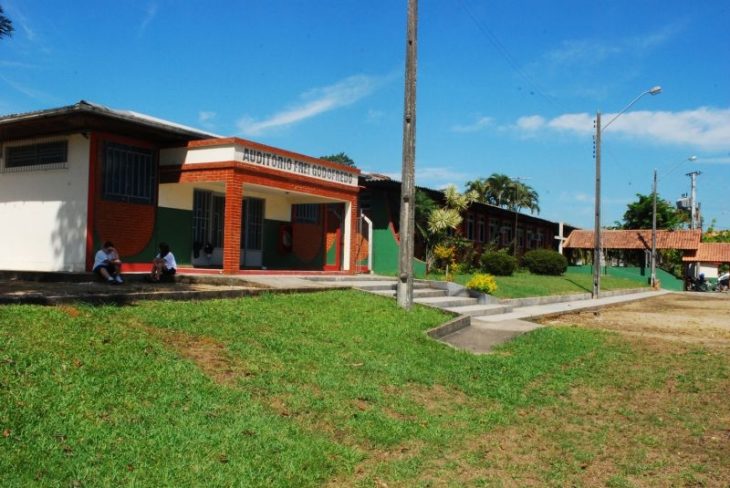 Escola de Gaspar terá modelo cívico-militar a partir de 2026