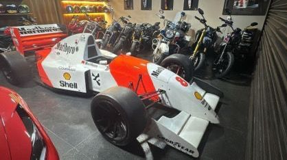 “Careca do INSS” e empresário são presos pela PF; Ferrari, carro de F1 e dinheiro apreendidos