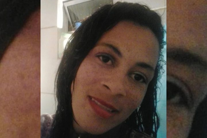 Mãe pede último abraço após ser esfaqueada pelo filho de 9 anos