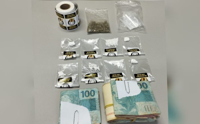 Três são presos por tráfico de drogas em Brusque