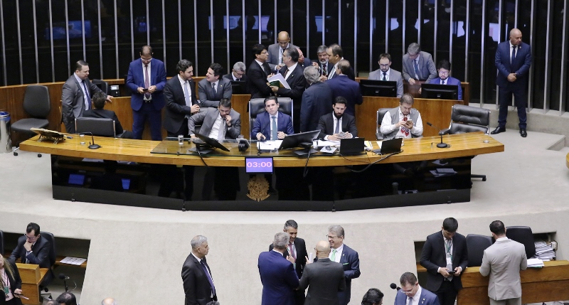 PEC da Blindagem: veja como votaram os deputados catarinenses