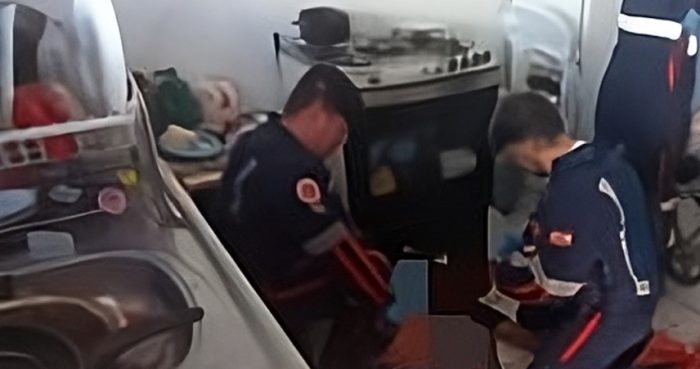 Mulher esfaqueia companheiro após briga e é presa pela Polícia
