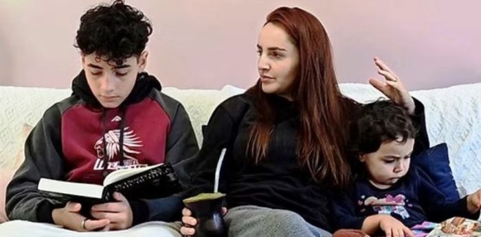 Homeschooling: catarinense que retirou filho da escola volta a perder na Justiça