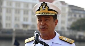 Fux vota pela absolvição de ex-comandante da Marinha Almir Garnier