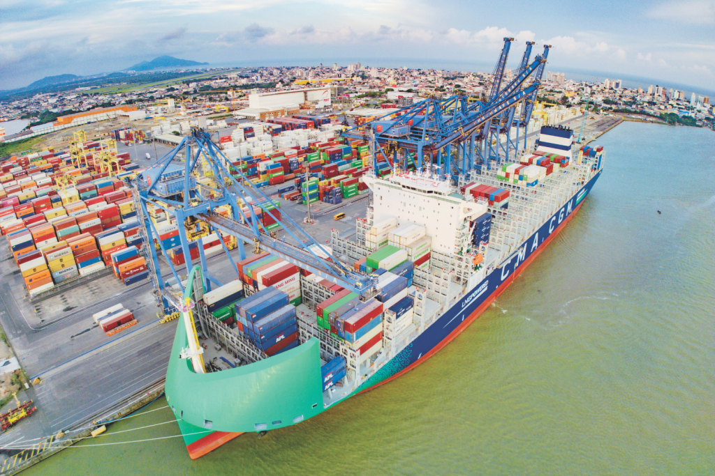 Santa Catarina Impulsiona exportações brasileiras na movimentação de contêineres