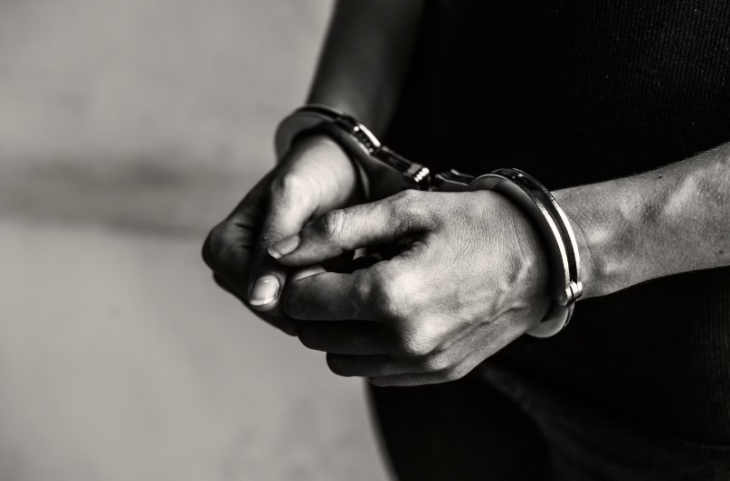 Acusado de espancar vizinho até a morte é condenado a quase 20 anos de prisão