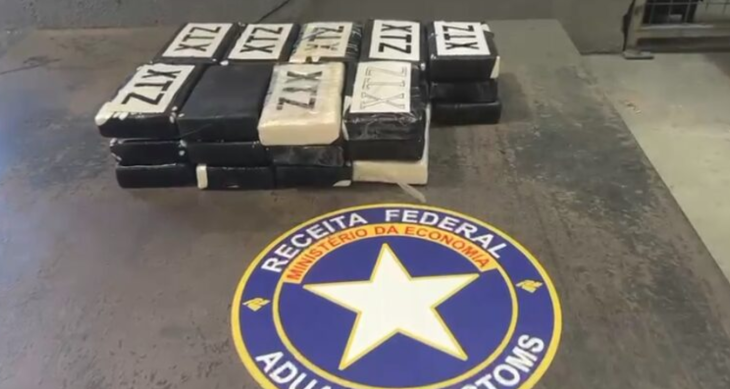 Vídeo: Receita Federal intercepta contêiner com cocaína em SC; a carga seguiria para Espanha
