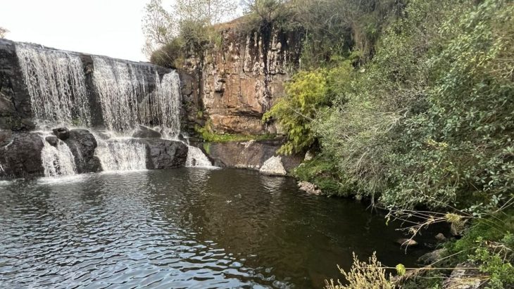 Adolescente morre após se afogar em cachoeira de SC