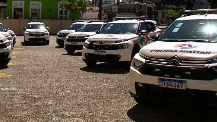 Polícia Militar recebe viaturas para reforçar segurança escolar