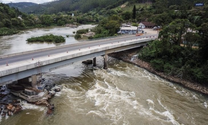 Ponte na BR-470 é totalmente liberada para motoristas em SC