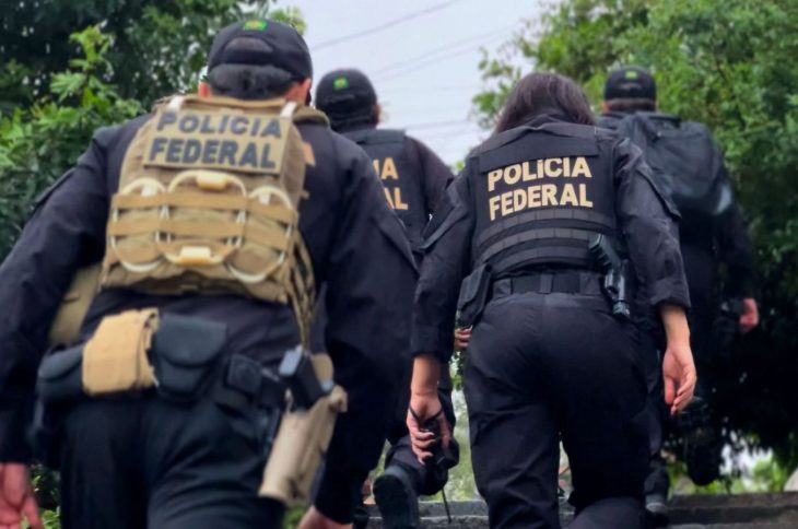 PF desarticula rede de contrabando de cigarros e alucinógenos