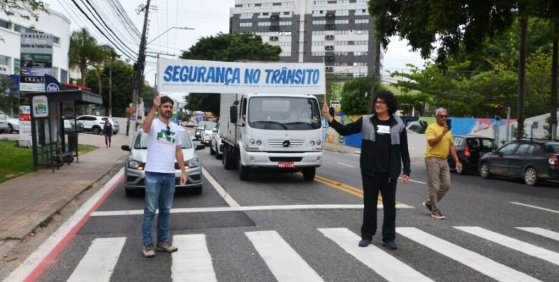 Comunidade de Coqueiros prepara manifestação por mais segurança no trânsito