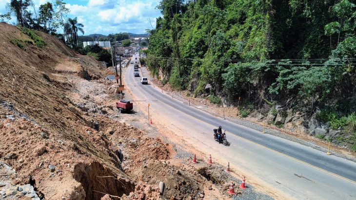 Trânsito em Blumenau terá bloqueio durante dois dias; veja em quais ruas