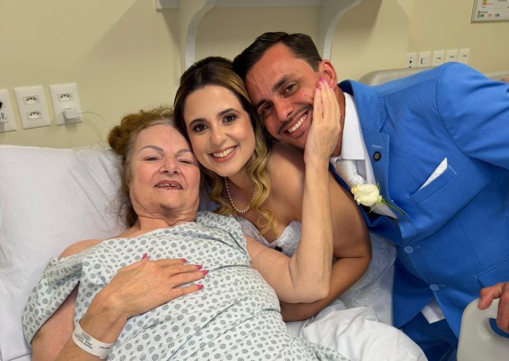 Vídeo: noiva leva casamento até hospital e realiza sonho da mãe internada