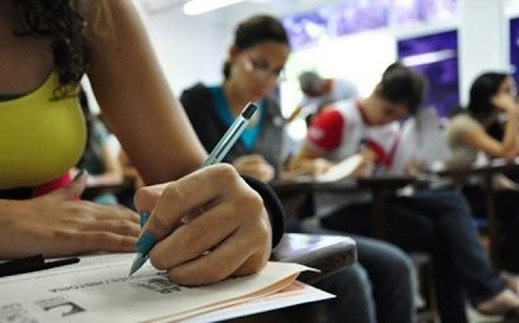 Cidade da Grande Florianópolis lança concurso com salários de até R$ 10,1 mil