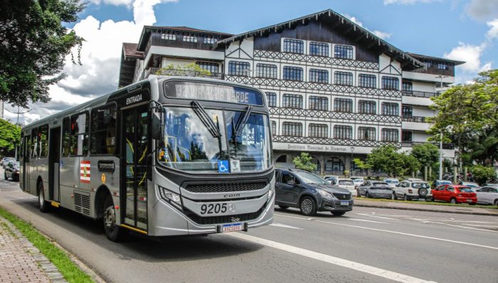 Entenda quais mudanças ocorrerão no transporte coletivo de Blumenau a partir de segunda-feira