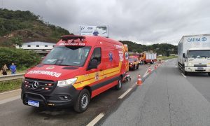 Idoso fica ferido após ser atropelado na BR-470