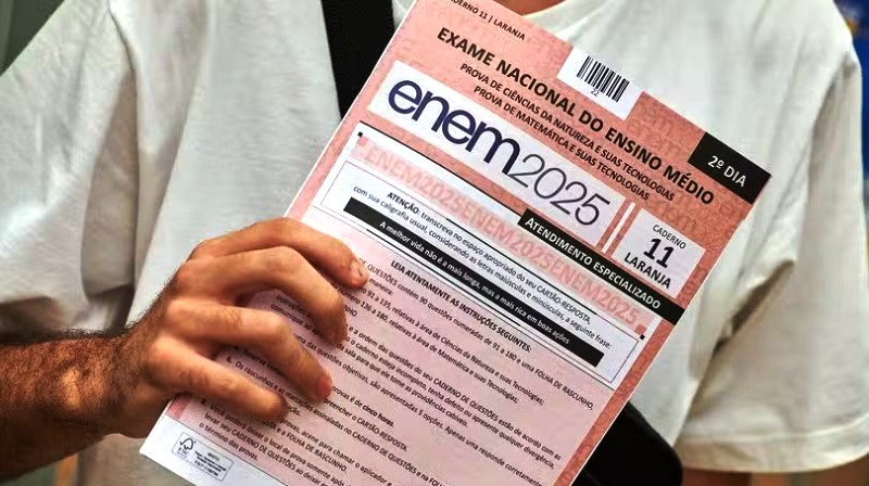 MEC anula três questões do Enem após suspeita de vazamento