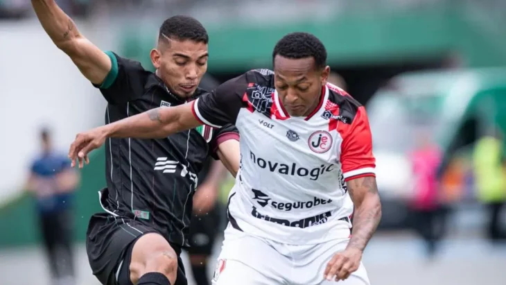 JEC vence Blumenau e conquista vaga na final da Copa SC