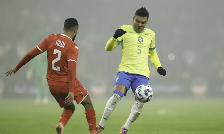 Brasil se despede de 2025 em empate com a Tunísia