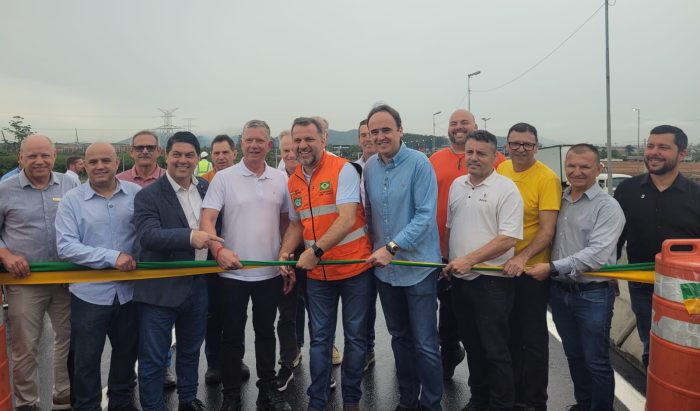 Governo libera viaduto e duas alças no trevo entre a BR-101 e a Antônio Heil