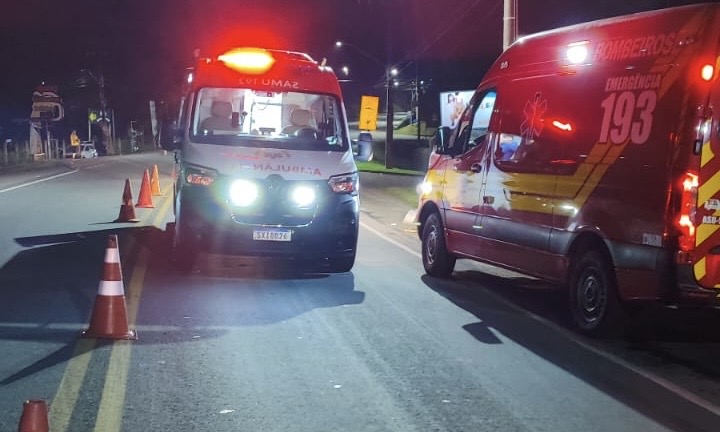 Colisão entre motocicletas deixa duas pessoas feridas