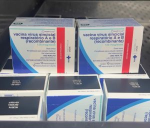 Vacina contra complicações respiratórias estará disponível a partir desta quarta em Blumenau